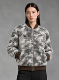 Bomberjacke aus Flauschstoff