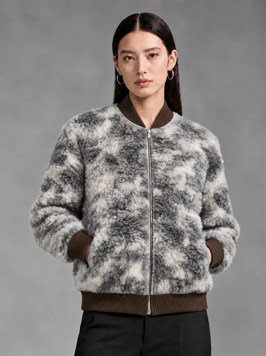 Bomberjacke aus Flauschstoff